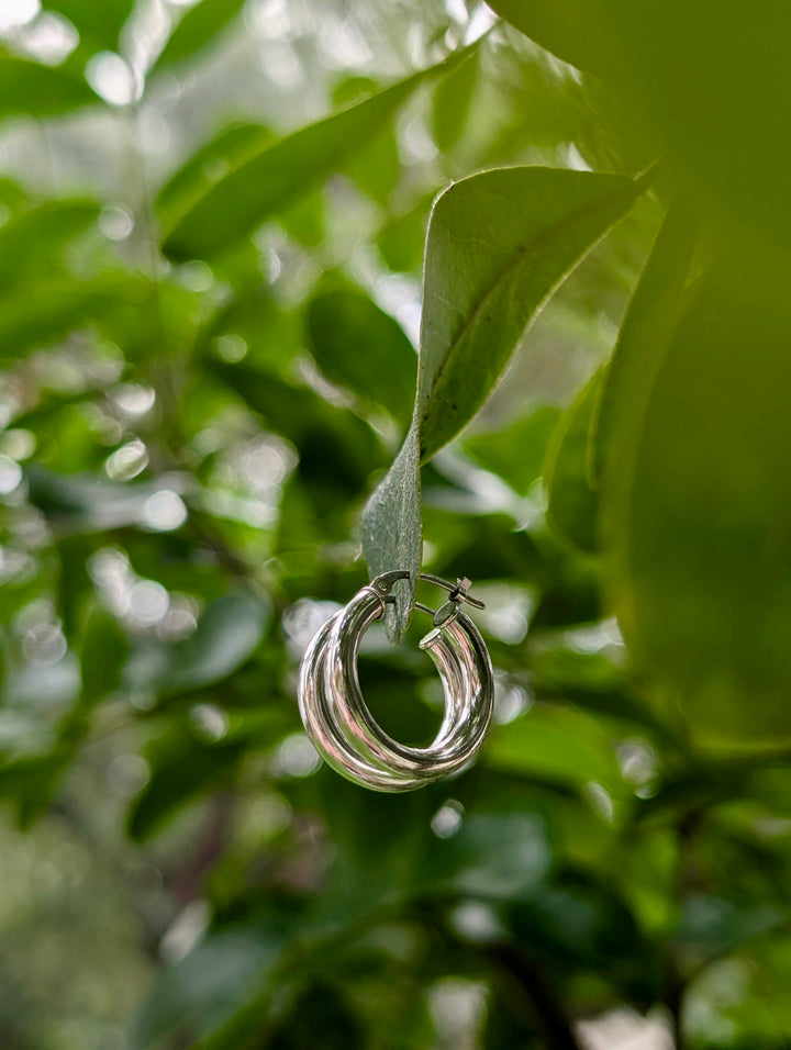 Vintage  Hoop Earrings in 14K White Gold