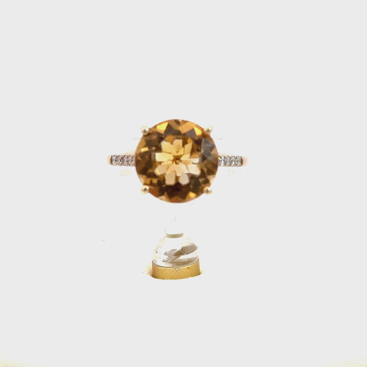 Round Cut Citrine & Diamond Ring in 14K Yellow Gold