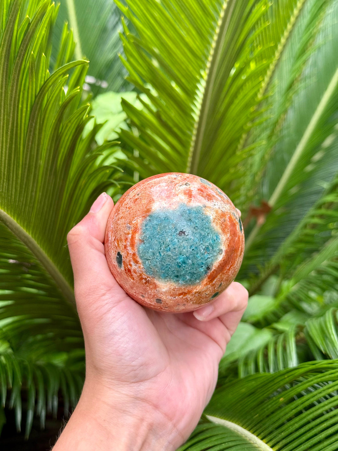 Type of Crystal: Sunstone & Apatite