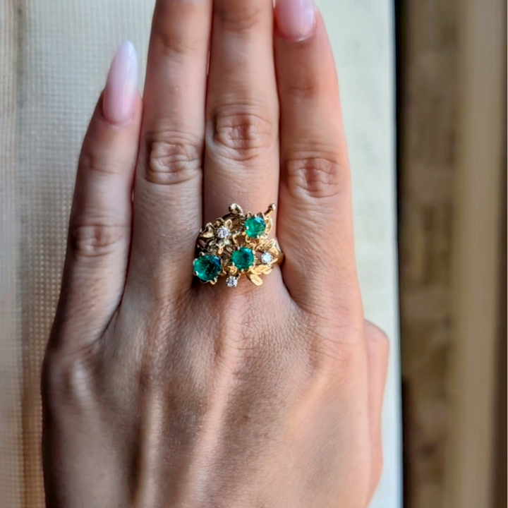 Vintage Emerald & Diamond Ring in 14k Yellow Gold