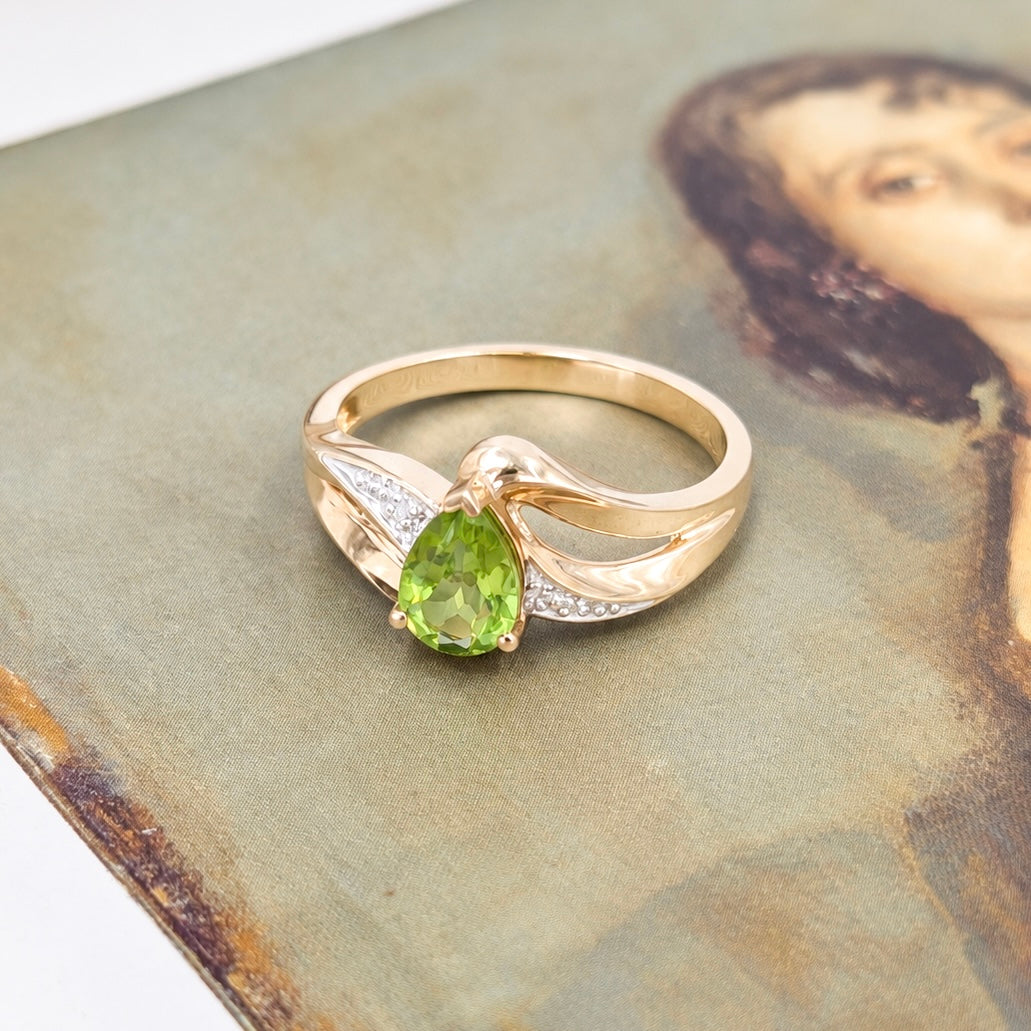 Vintage Peridot Bypass Ring in 10K Yellow Gold