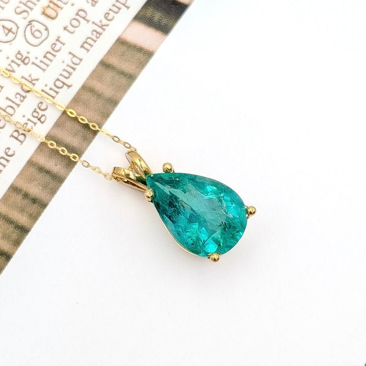 Brazilian Emerald Necklace in 14K Yellow Gold