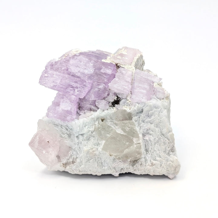 Kunzite on Cleavelandite with Quartz