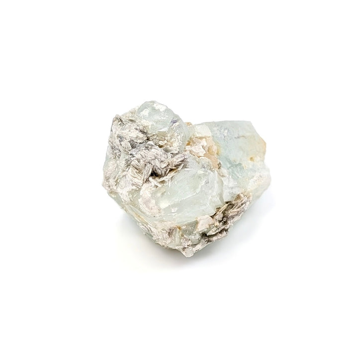 Aquamarine with Muscovite