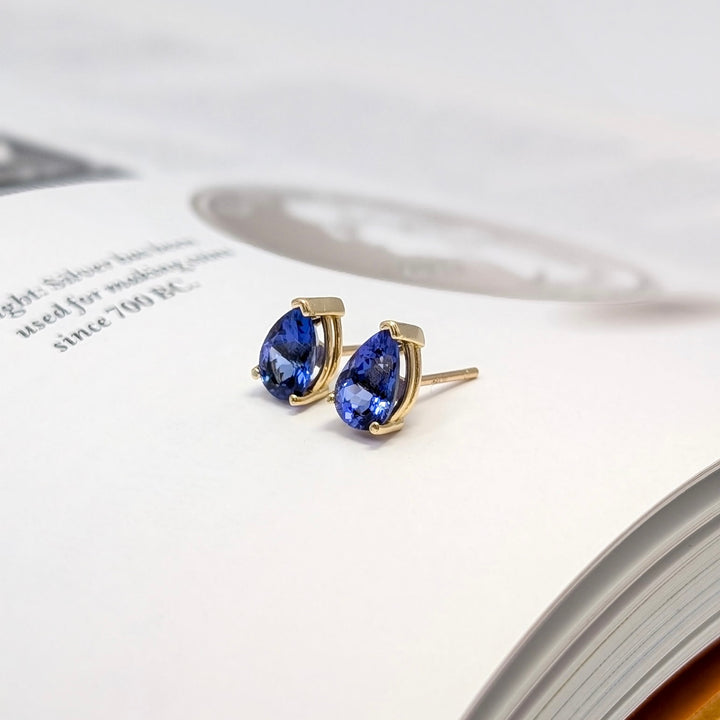 Tanzanite Pear Stud Earrings in 14K Yellow Gold