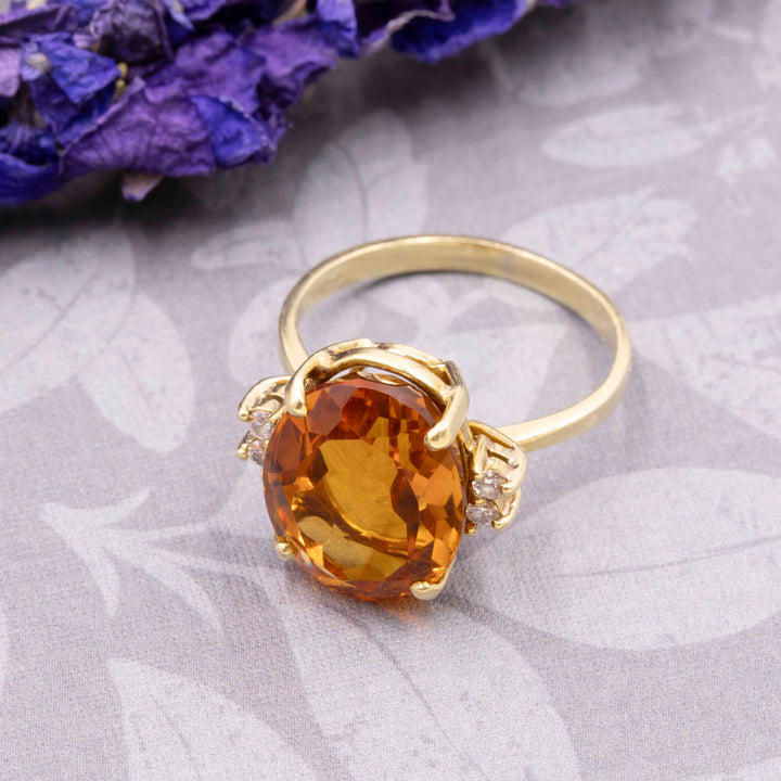 Vintage Citrine & Diamond Ring in 18K Yellow Gold