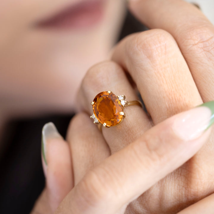 Vintage Citrine & Diamond Ring in 18K Yellow Gold