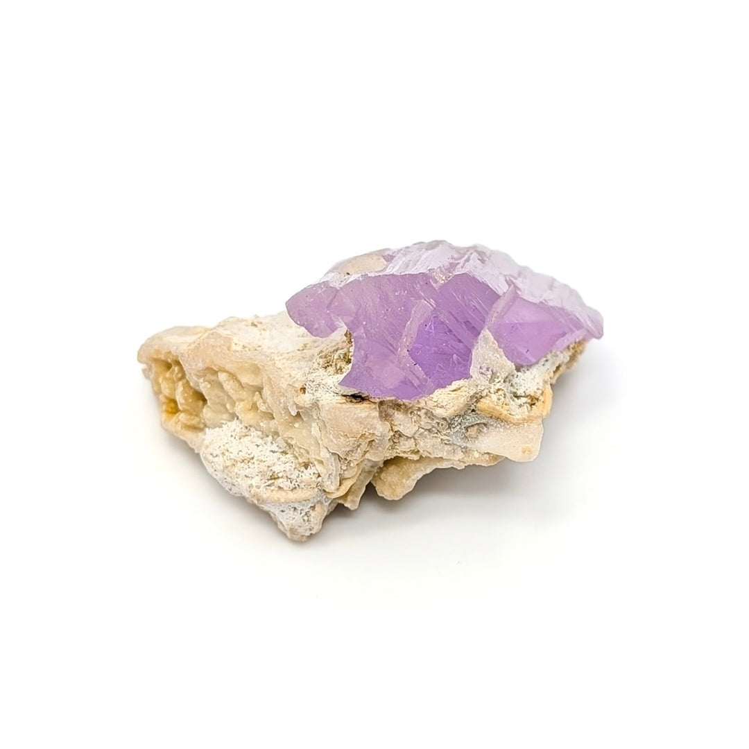 Kunzite on Cleavelandite
