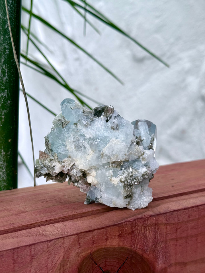 Freeform Aquamarine & Muscovite