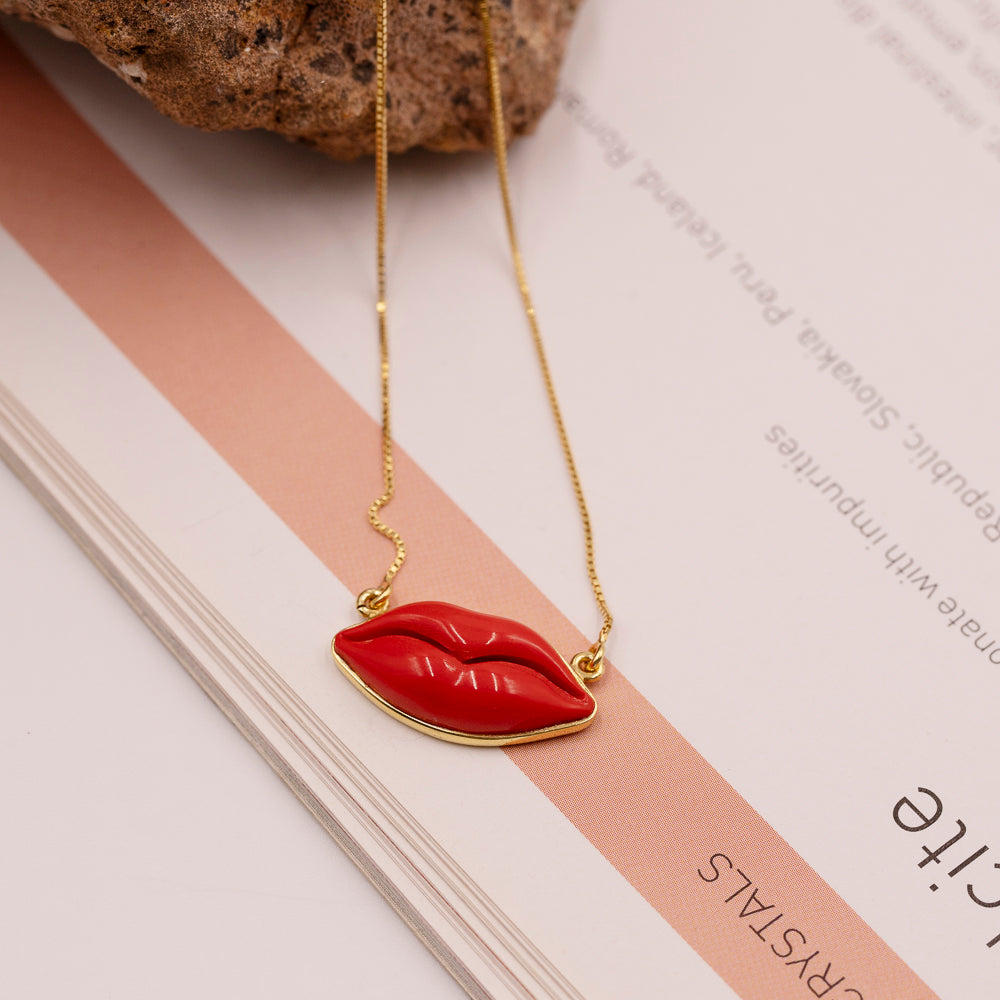 Italian Red Coral Full Lips Necklace in  Gold Vermeil