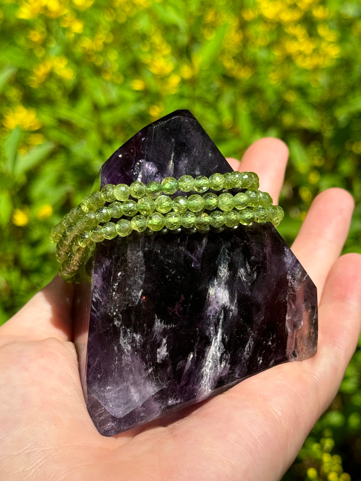 Peridot Facted Beaded Bracelet