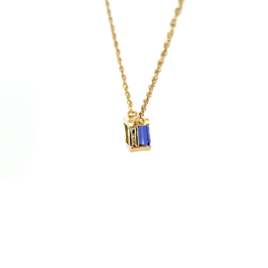 Vintage Tanzanite Necklace in 18K Yellow Gold