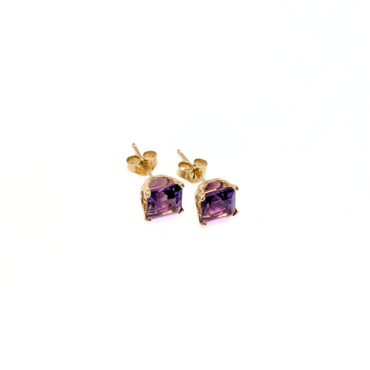 Vintage Square-Cut Amethyst Stud Earrings in 14K Yellow Gold
