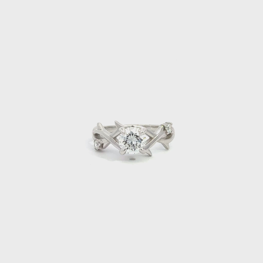 Lab-Grown Brilliant Round-Cut Diamond Vine Motif Ring in Sterling Silver