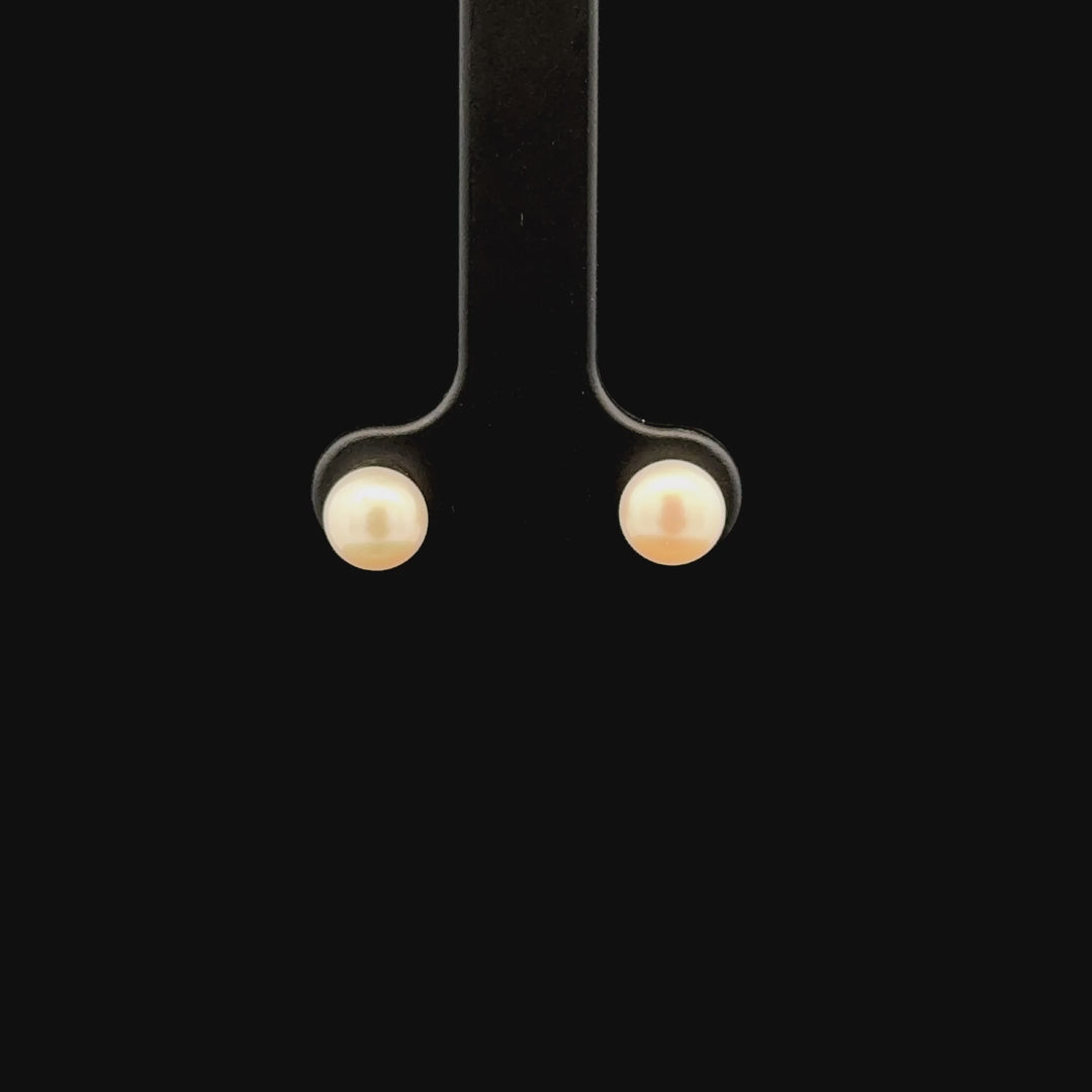 Vintage Freshwater Pearl Stud Earrings in 10K Yellow Gold