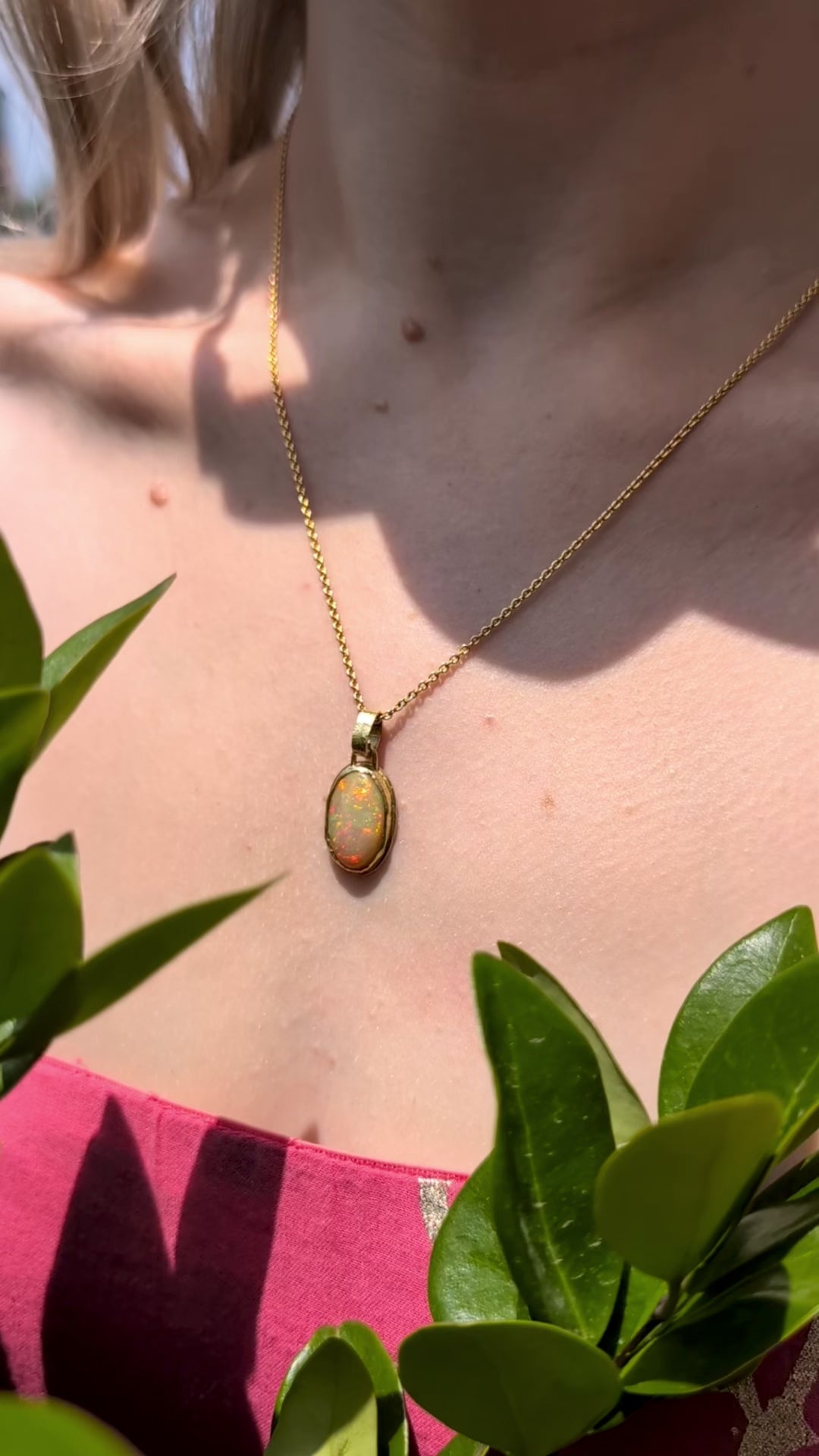 Australian White Opal Necklace in 18K Yellow Gold