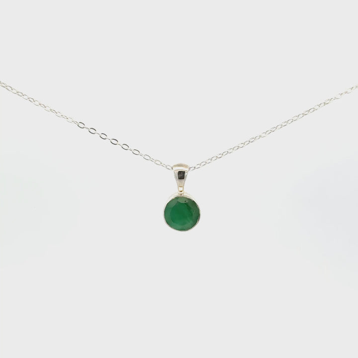 Faceted Round-Cut Emerald Necklace Set in Sterling Silver